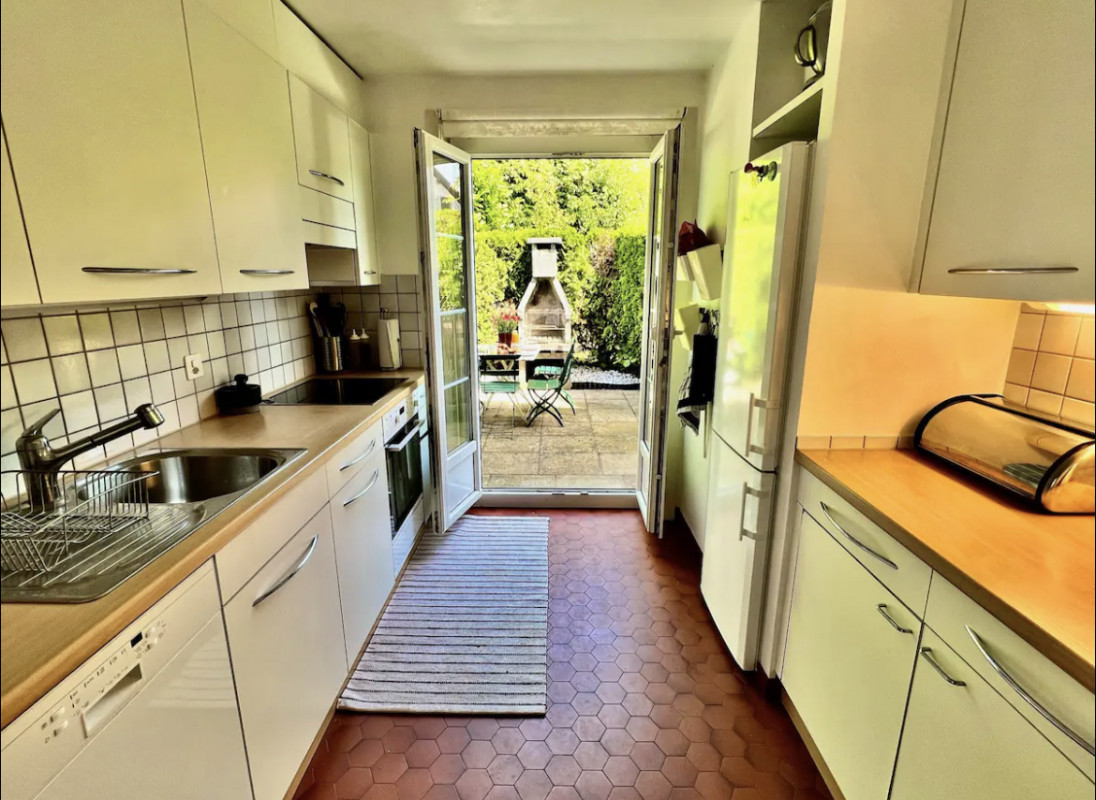 Magnifique villa familiale (meublée) à 30min de Genève et Lausanne (VD-CH)