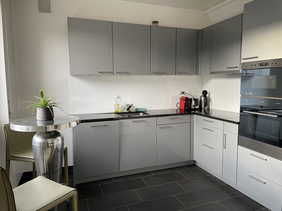 Sous-location appartement meublé – Eaux-Vives, Genève (GE-CH)