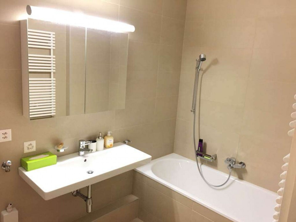 Sous-location appartement meublé – Eaux-Vives, Genève (GE-CH)