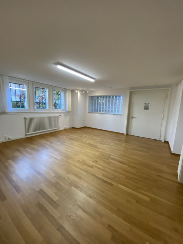 Surface commerciale d'env. 100 m2 - Place de Chauchy 2, 1164 Buchillon