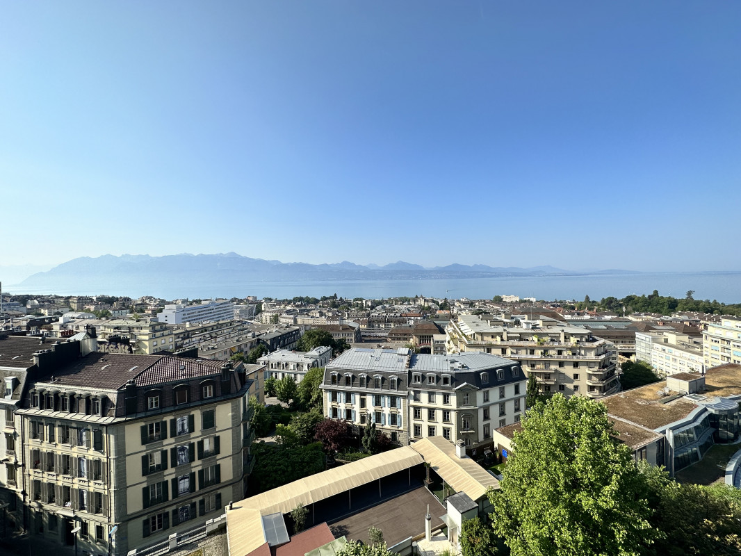 Bureaux de 180m2 au 5ème étage - Rue du Petit-Chêne 18, 1003 Lausanne