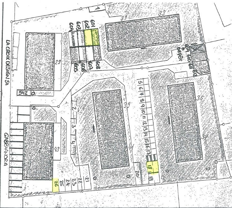 Place de parc extérieure et garages à louer - Rte de Vevey 29 à 43, 1009 Pully