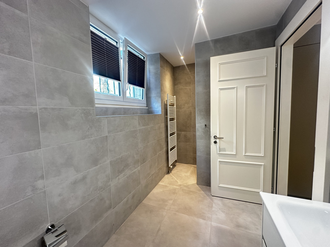 Magnifique appartement de 3.5 pièces - Rue du Centre 1, 1820 Montreux