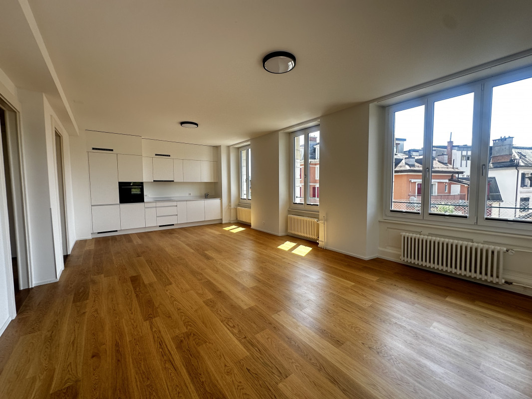 Magnifique appartement de 3.5 pièces - Rue du Centre 1, 1820 Montreux