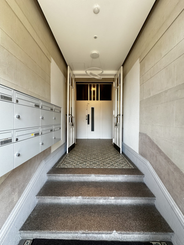 Magnifique appartement de 3.5 pièces - Rue du Centre 1, 1820 Montreux