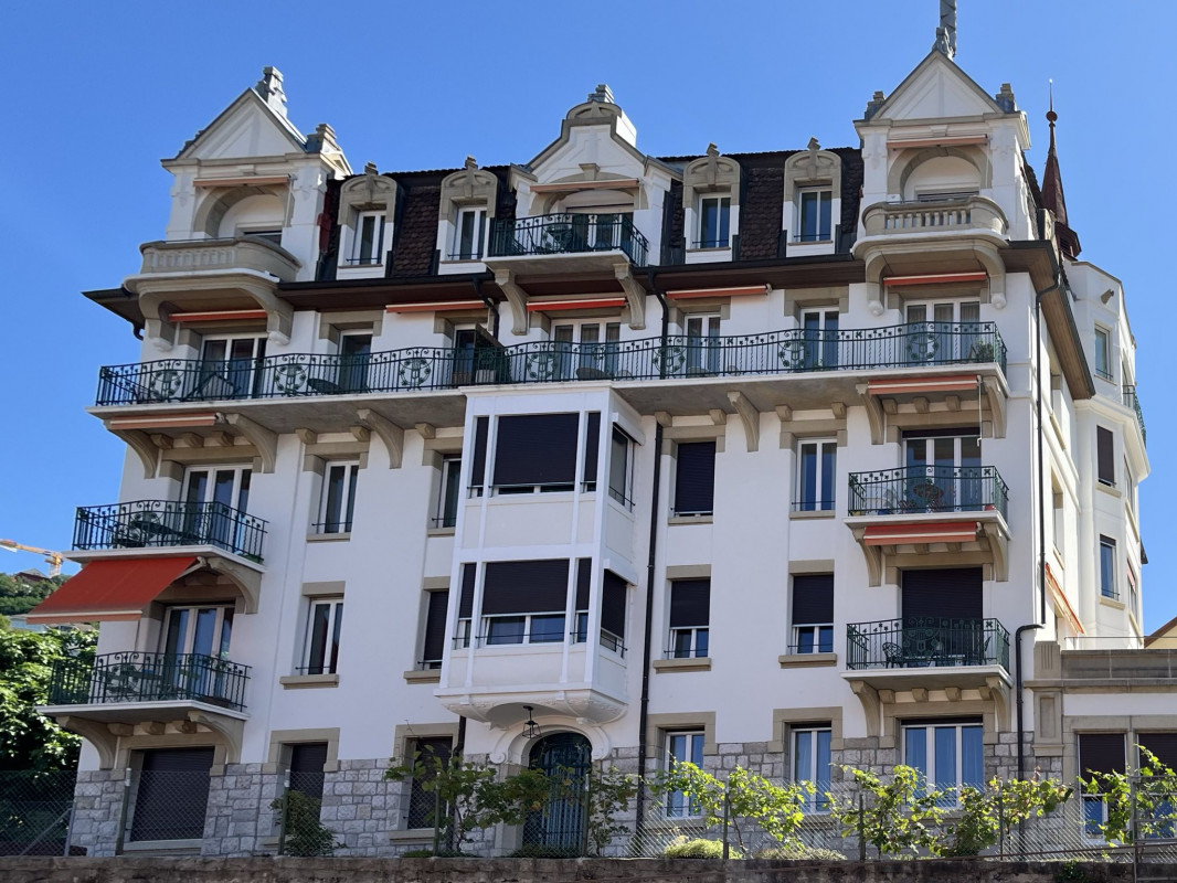 Magnifique appartement de 3.5 pièces - Rue du Centre 1, 1820 Montreux