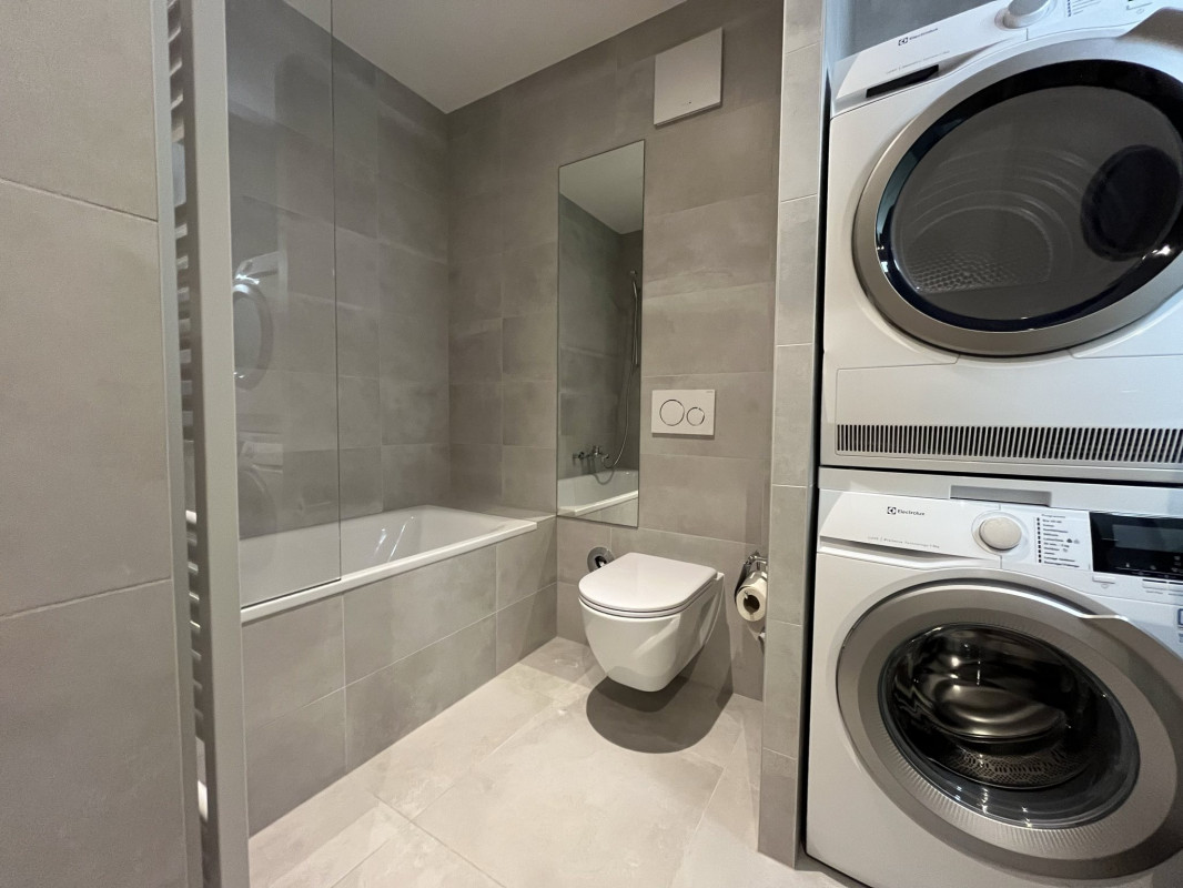 Magnifique appartement de 3.5 pièces - Rue du Centre 1, 1820 Montreux