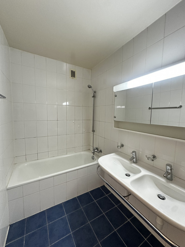 Spacieux 3.5 pièces avec balcon - Ch. de Rovéréaz 14, 1012 Lausanne