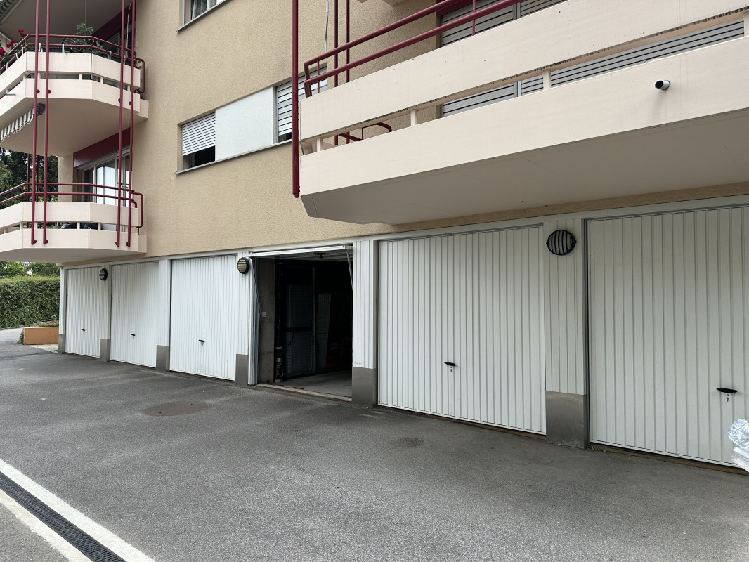 Garage box - Ch. des Dents-du-Midi 20, 1860 Aigle