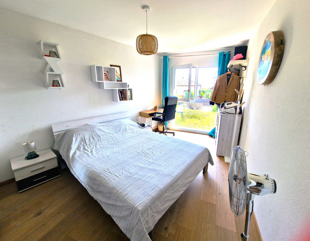 Appartement de 2,5 pièces Minergie, lumineux, belle vue dégagée 