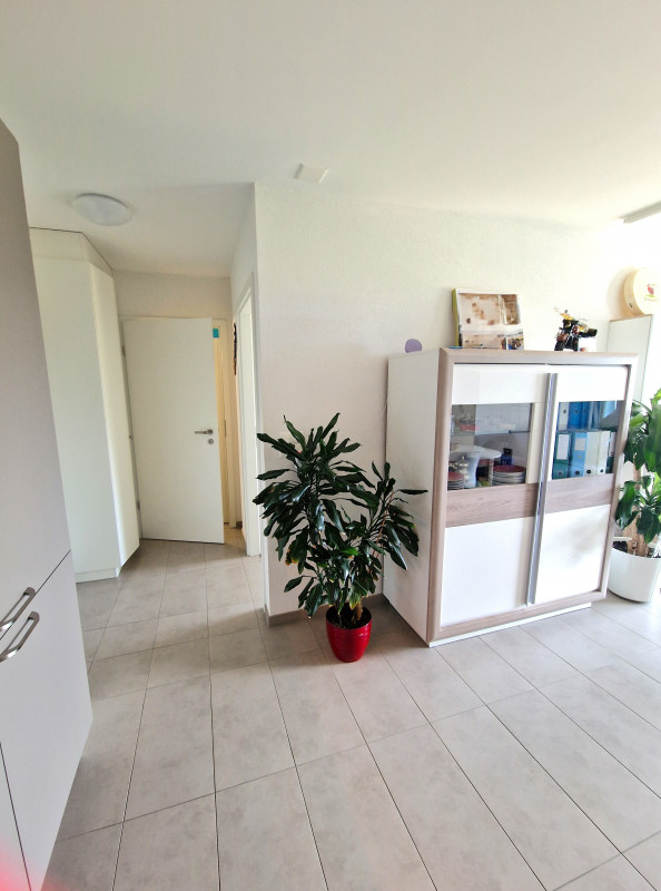Appartement de 2,5 pièces Minergie, lumineux, belle vue dégagée 