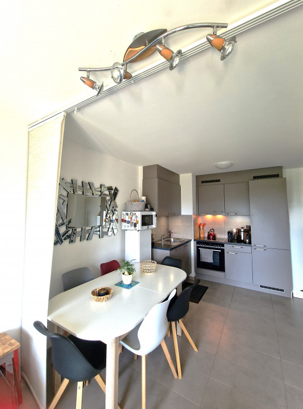 Appartement de 2,5 pièces Minergie, lumineux, belle vue dégagée 