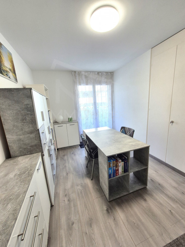 Magnifique ! Spacieux appartement de 4,5 pièces avec véranda, terrasse et jardin