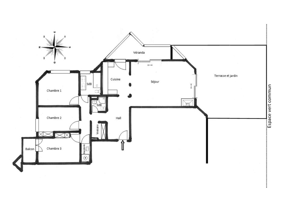Magnifique ! Spacieux appartement de 4,5 pièces avec véranda, terrasse et jardin