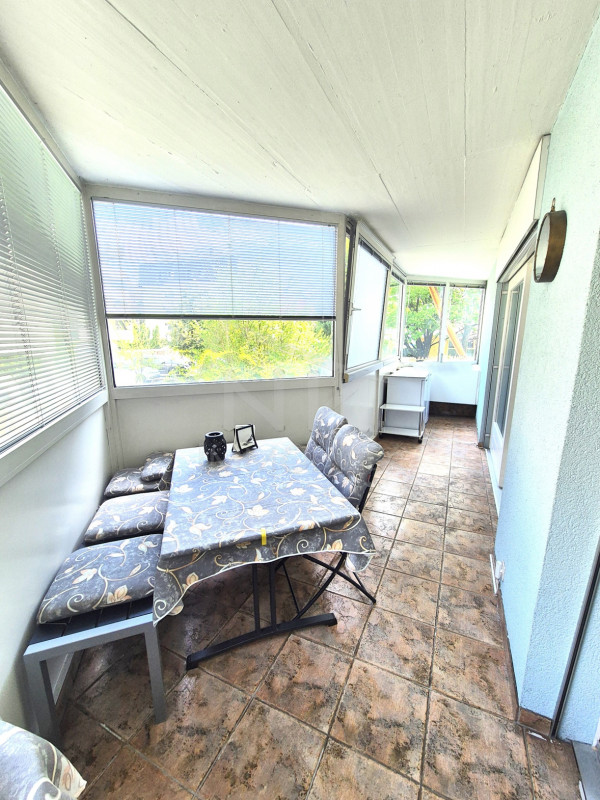 Magnifique ! Spacieux appartement de 4,5 pièces avec véranda, terrasse et jardin