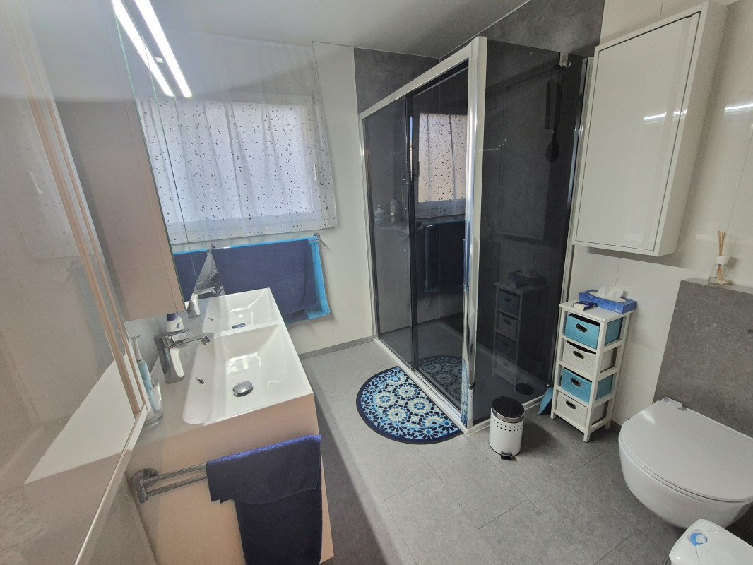 Magnifique ! Spacieux appartement de 4,5 pièces avec véranda, terrasse et jardin