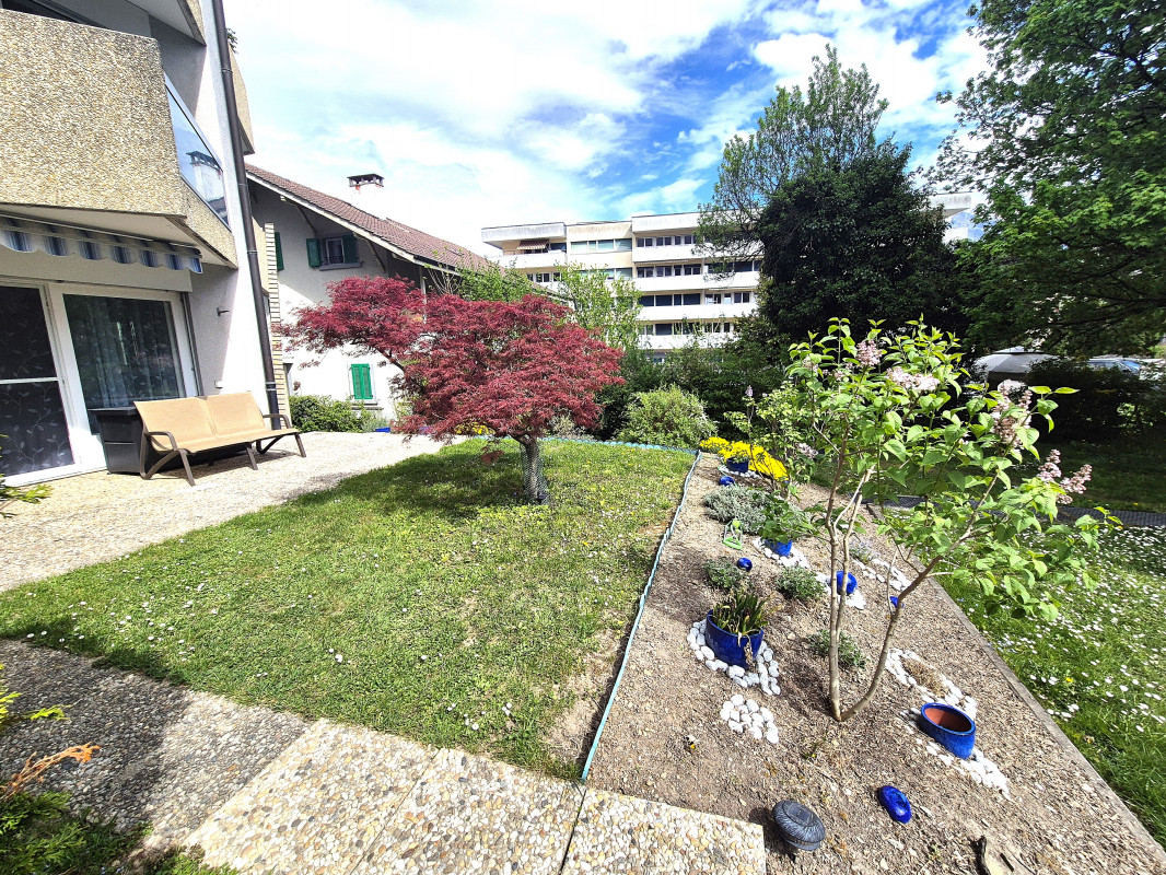 Magnifique ! Spacieux appartement de 4,5 pièces avec véranda, terrasse et jardin