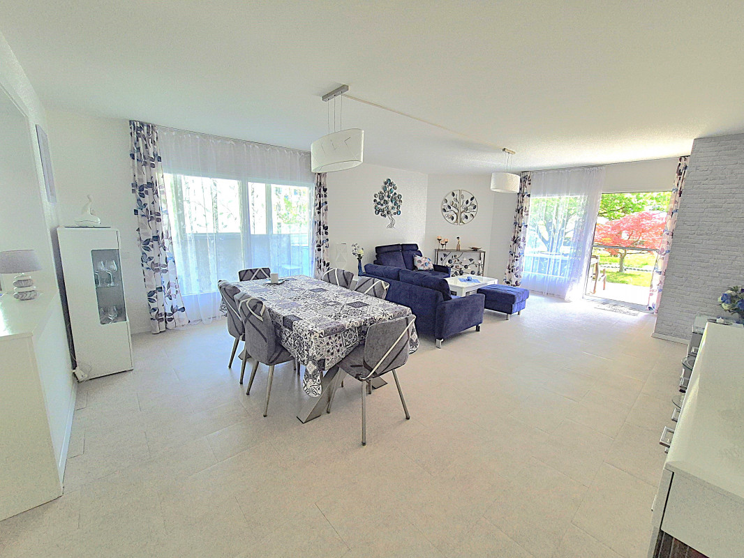 Magnifique ! Spacieux appartement de 4,5 pièces avec véranda, terrasse et jardin