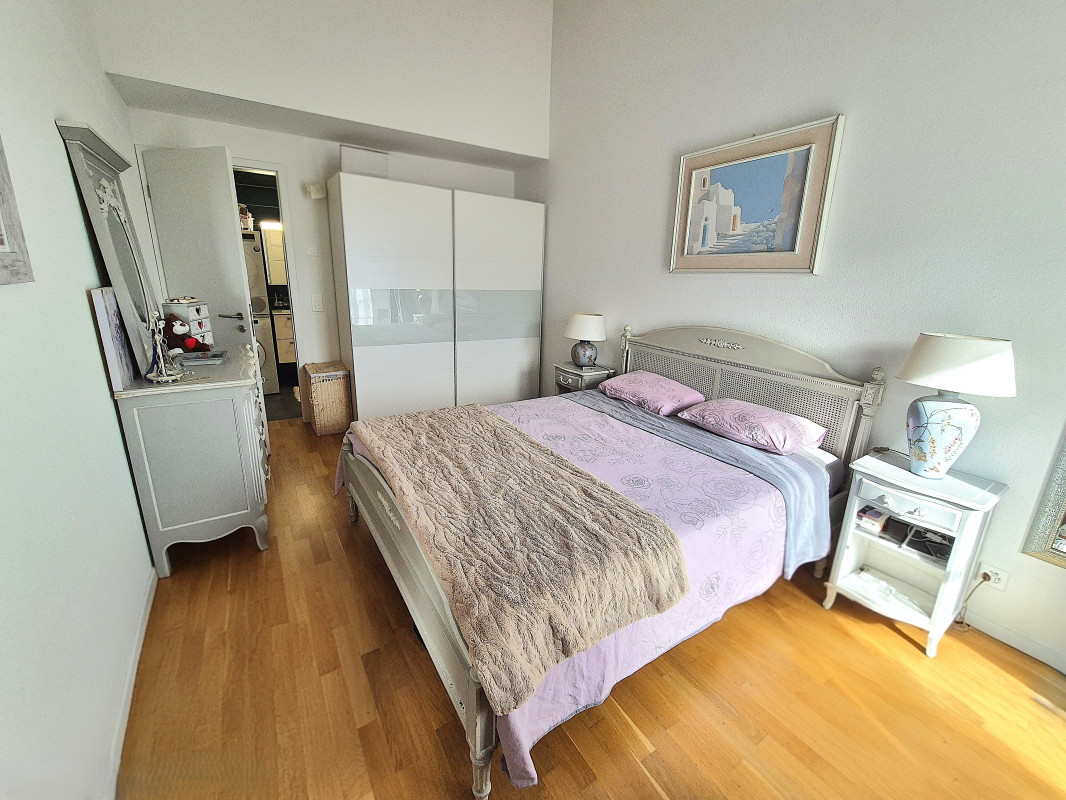 Superbe attique duplex Minergie de 4,5 pièces, lumineux, entouré de verdure