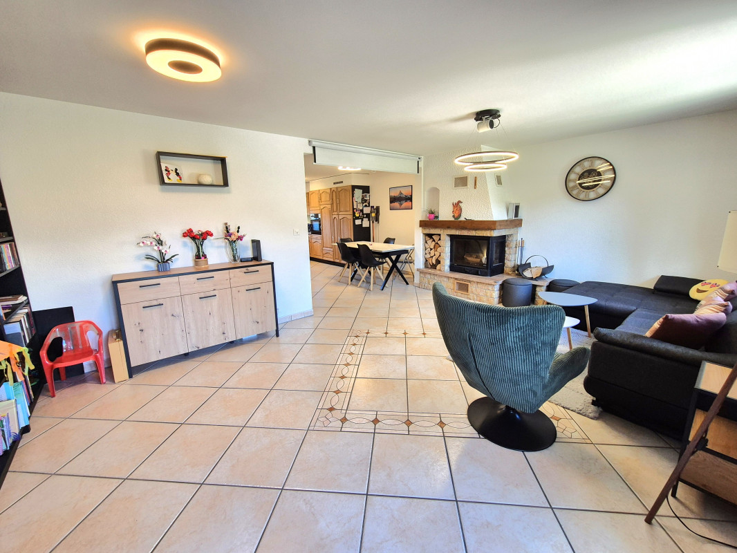 Maison mitoyenne de 4,5 pièces, terrasse-jardin et garage à St-Triphon/Ollon 