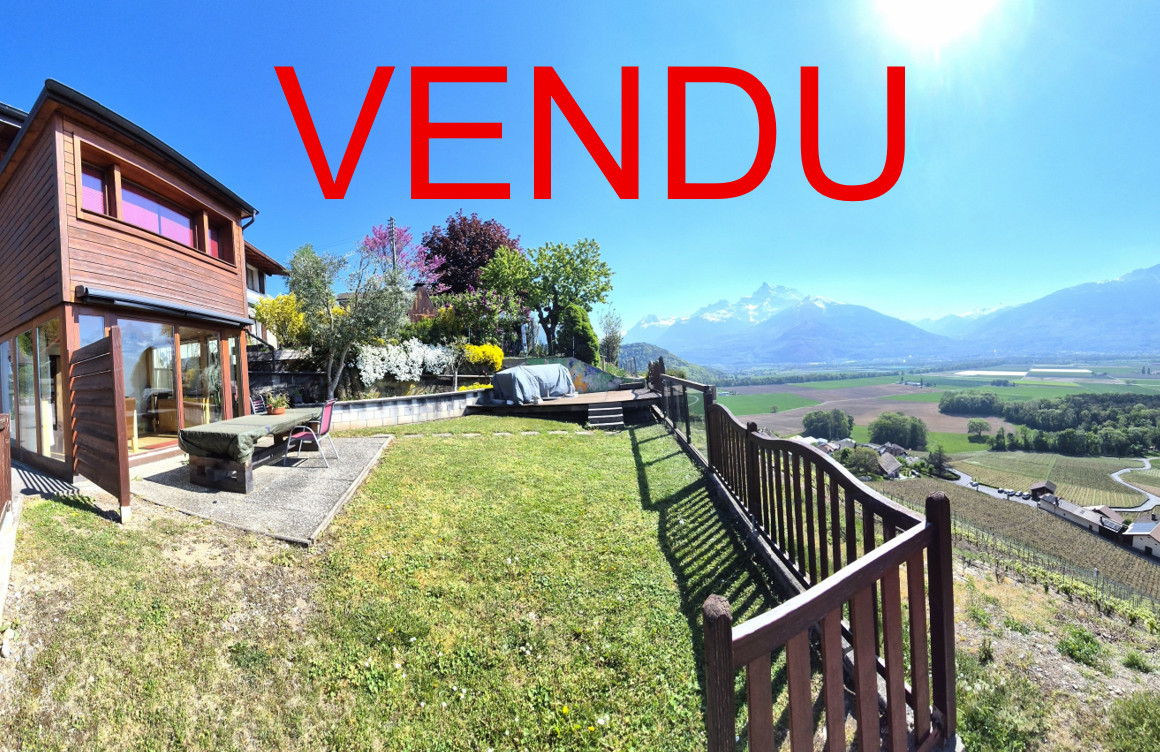 Maison villageoise de 4,5 pièces, rénovée et agrandie , vue magnifique