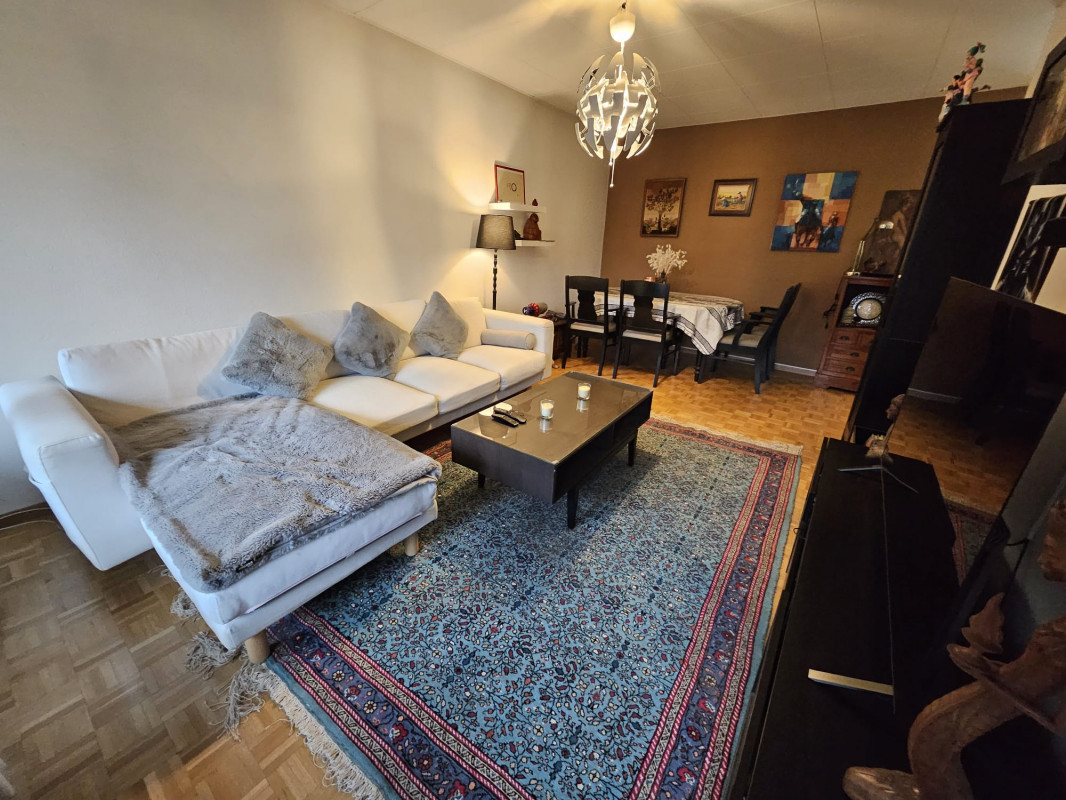 A saisir! Magnifique 3 pièces meublé aux Acacias avec Balcon