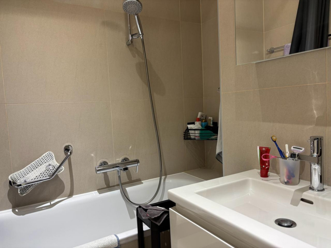 Magnifique et récent 3 pièces, hyper-centre de Genève