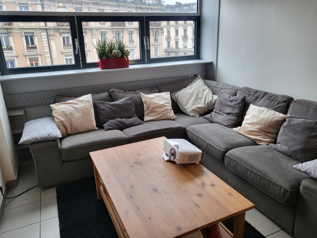 Joli 2.5 pièces hyper-centre de Genève/Plainpalais