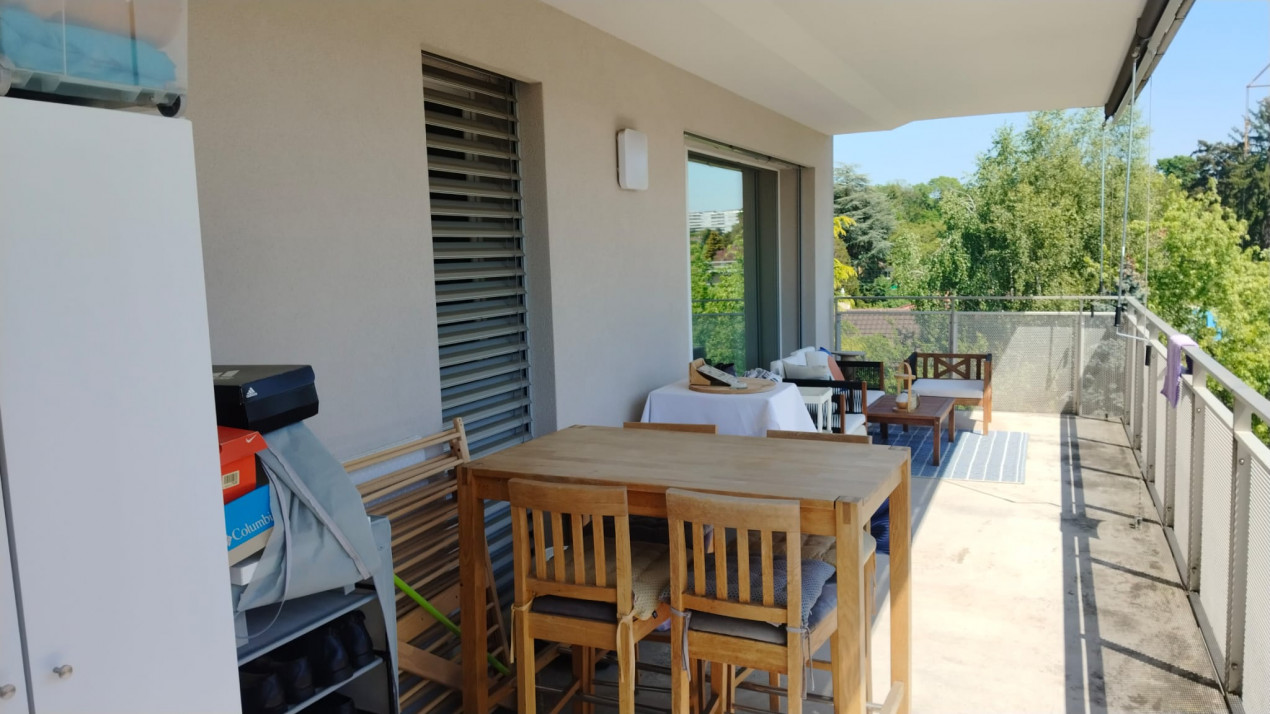 Joli 4 pièces avec grand balcon idéalement situé dans la région de Cointrin GE