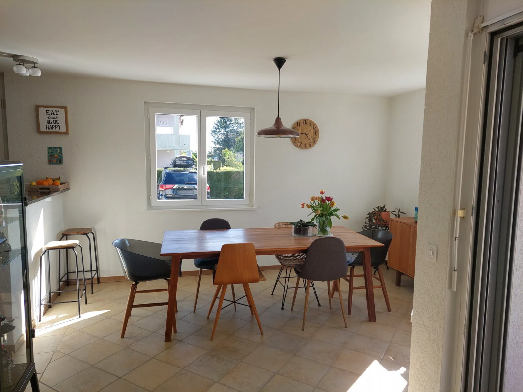 Appartement lumineux de 4,5 pièces au rez-de-chaussée, entre Genève et Lausanne — photo 9