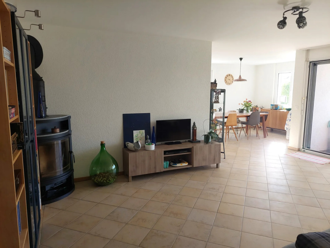 Appartement lumineux de 4,5 pièces au rez-de-chaussée, entre Genève et Lausanne — photo 7