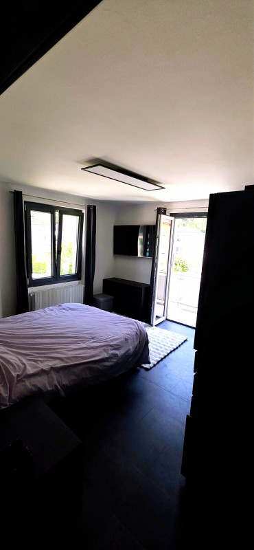 Appartement de 3,5 pièces lumineux vue sur les montagne — photo 11