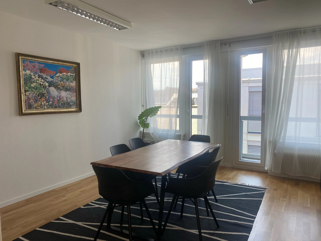 A LOUER - Nations / Gare - Bureau d'environ 180 m² (CHF 28,30.- le m2) — photo 3