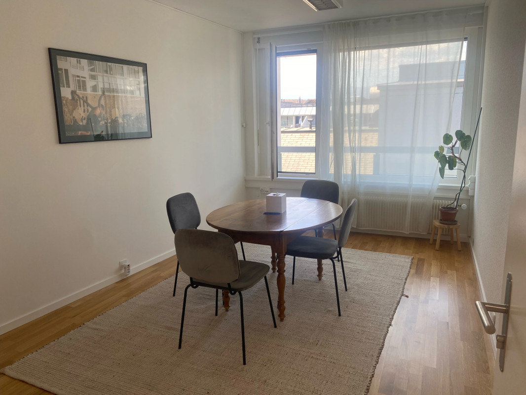 A LOUER - Nations / Gare - Bureau d'environ 180 m² (CHF 28,30.- le m2) — photo 11