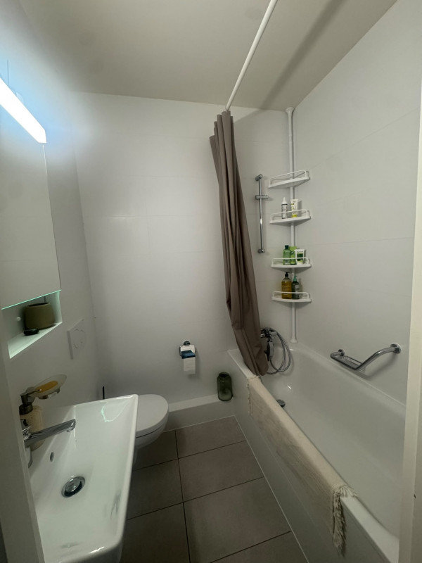 Appartement de 3 pièces au 5ème étage situé à Onex 1213 — photo 11