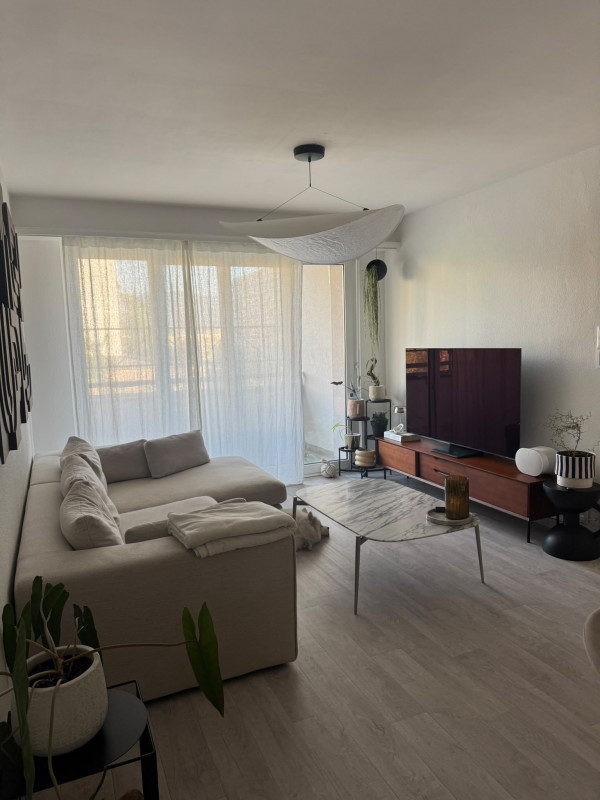 Appartement de 3 pièces au 5ème étage situé à Onex 1213 — photo 1