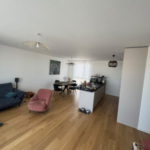 Appartement de 4 pièces au 2ème étage situé à Troinex 1256 — photo 4