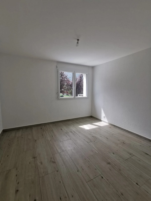 Appartement / condominium de 1 chambre et 1 salle de bain — photo 5