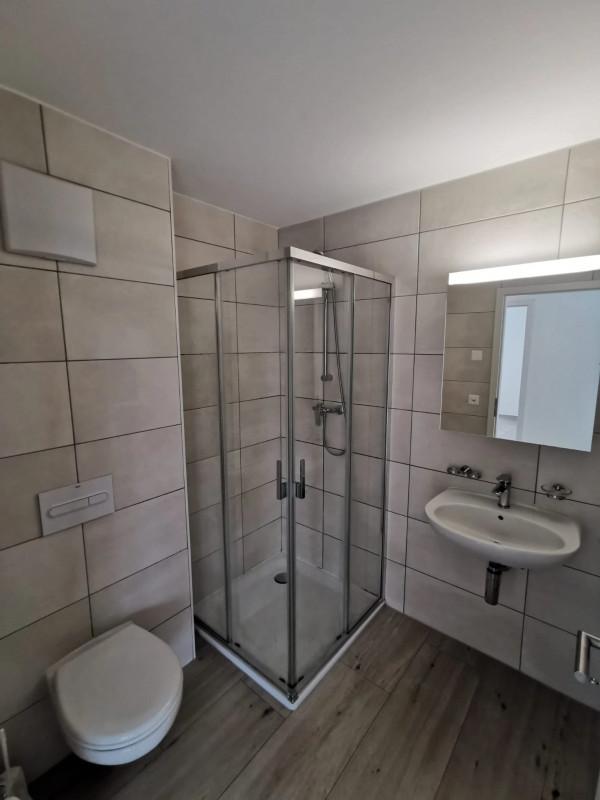 Appartement / condominium de 1 chambre et 1 salle de bain — photo 13