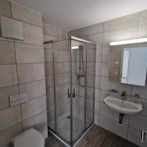 Appartement / condominium de 1 chambre et 1 salle de bain — photo 14