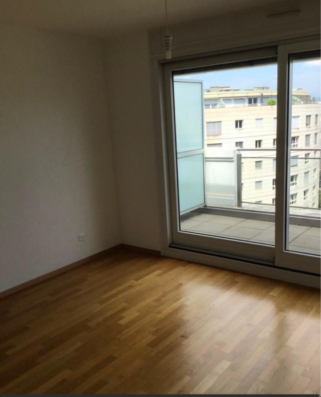 Appartement de 4,5 pièces au 6ème étage situé à Genève 1202 — photo 3