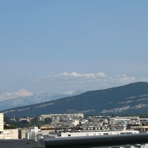 Appartement de 4,5 pièces au 6ème étage situé à Genève 1202 — photo 2