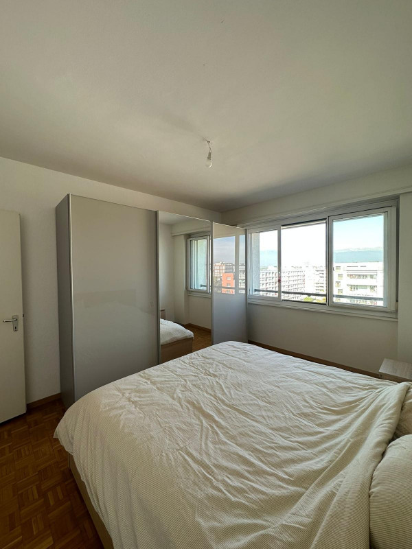 Appartement de 3 pièces au 9ème étage situé à Onex 1213 — photo 7