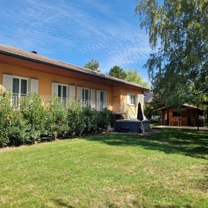 Belle maison familiale au calme avec grand jardin et espace professionnel – Gland — photo 2
