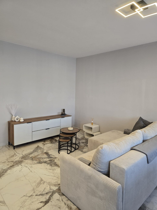 Appartement de 4 pièces au 5ème étage situé à Meyrin 1217 — photo 3