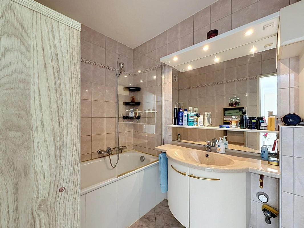 Exclusivité - Idéal investisseur, 3.5% de rendement, centre Sion — photo 15
