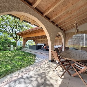 Spacieuse villa au calme, terrasse et jardin — photo 12
