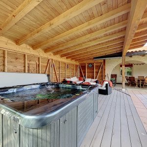 Spacieuse villa au calme, terrasse et jardin — photo 14