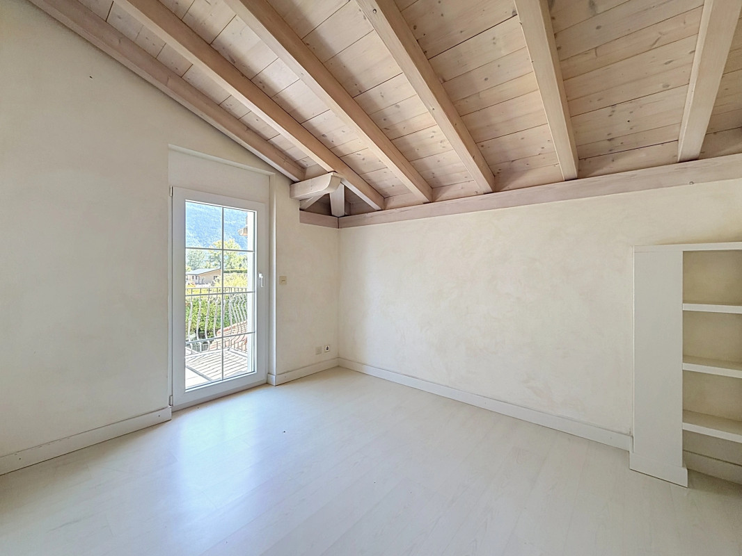 Spacieuse villa 5.5 pièces avec piscine et jardin — photo 23