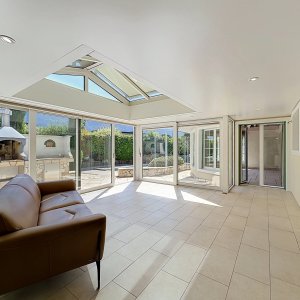 Spacieuse villa 5.5 pièces avec piscine et jardin — photo 12